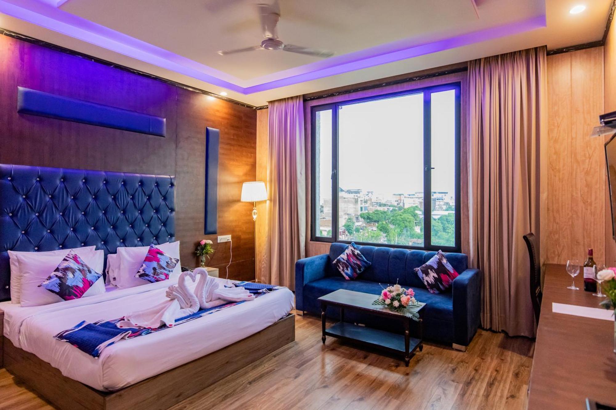 Foxoso Fiori Hotel ชัยปุระ ภายนอก รูปภาพ