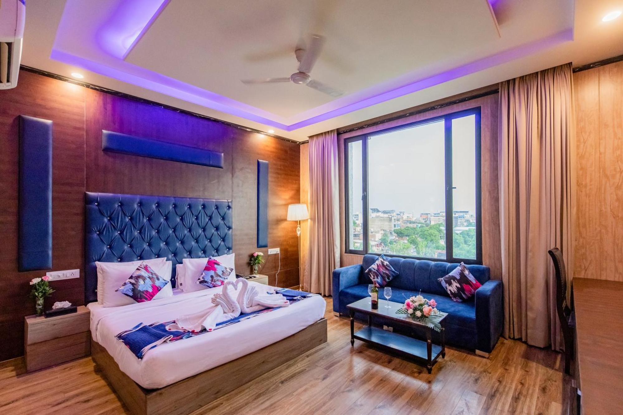 Foxoso Fiori Hotel ชัยปุระ ภายนอก รูปภาพ