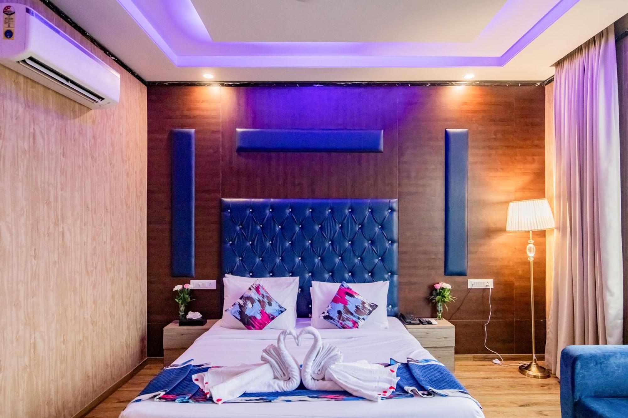 Foxoso Fiori Hotel ชัยปุระ ภายนอก รูปภาพ