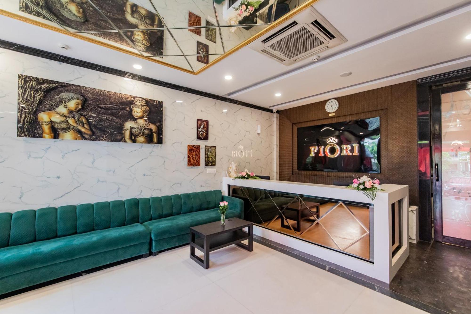 Foxoso Fiori Hotel ชัยปุระ ภายนอก รูปภาพ